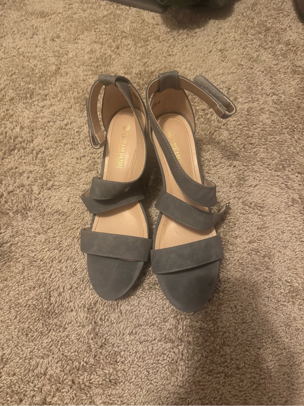 Dream Pairs Gray Suede Strappy Block Heel Sandals